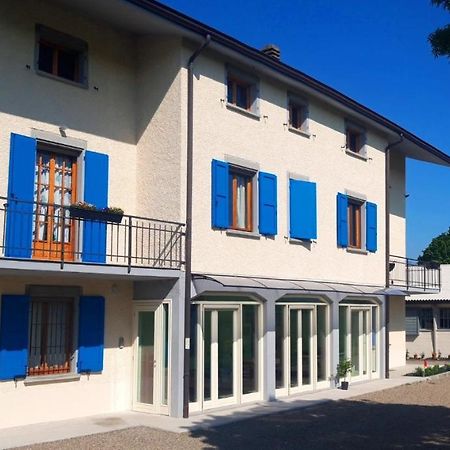 Borzano B&B Des Artistes المظهر الخارجي الصورة