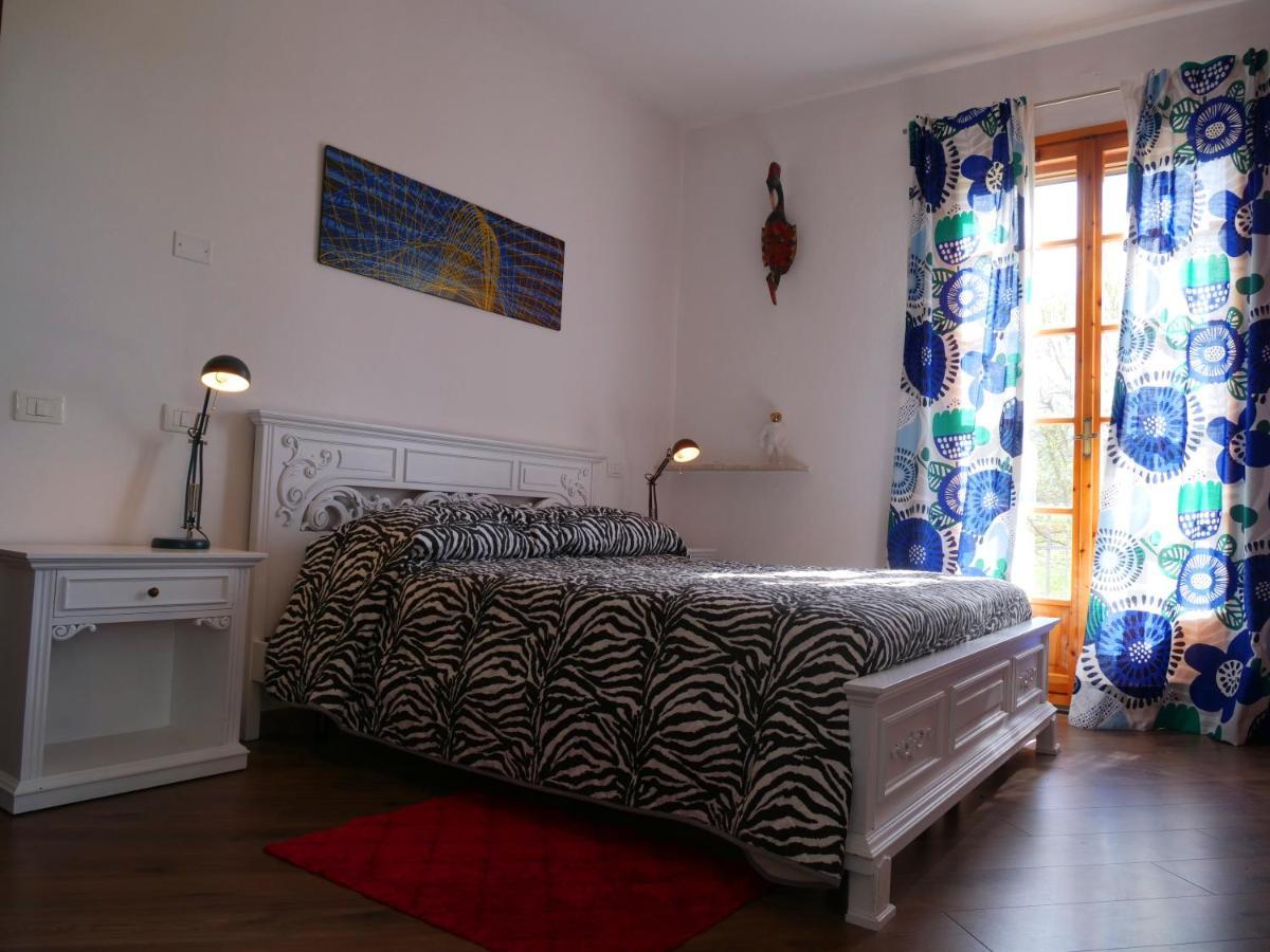 Borzano B&B Des Artistes المظهر الخارجي الصورة