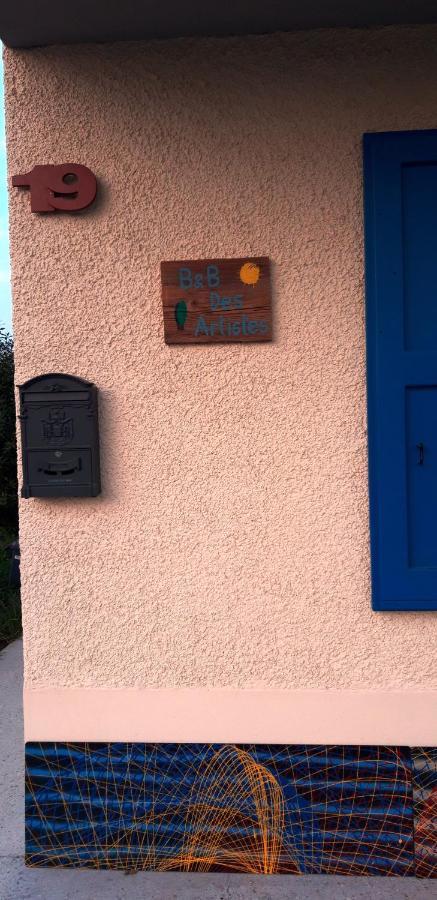 Borzano B&B Des Artistes المظهر الخارجي الصورة
