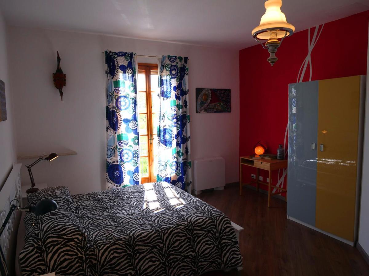 Borzano B&B Des Artistes المظهر الخارجي الصورة