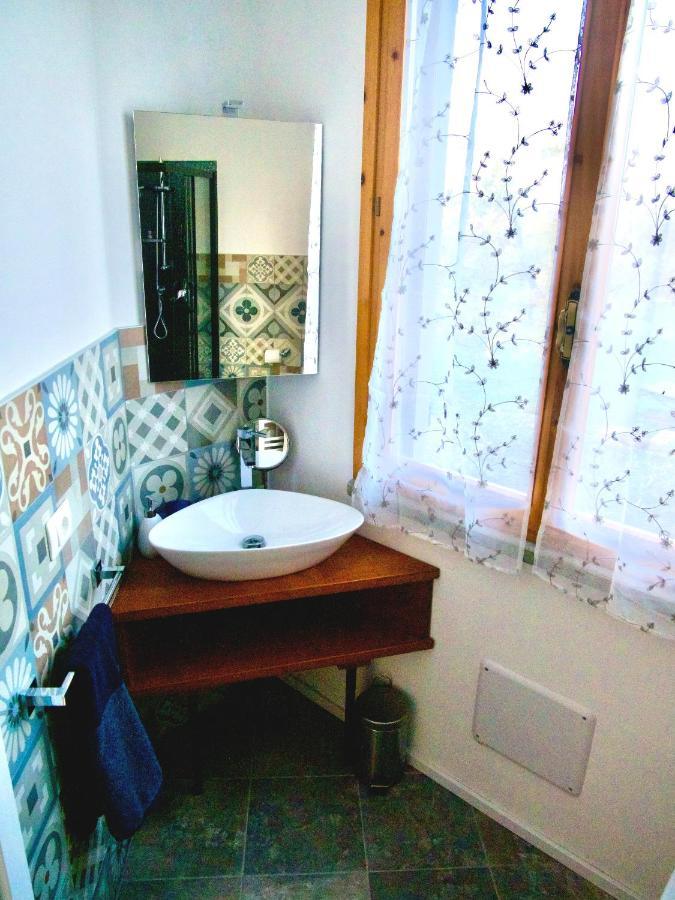 Borzano B&B Des Artistes المظهر الخارجي الصورة