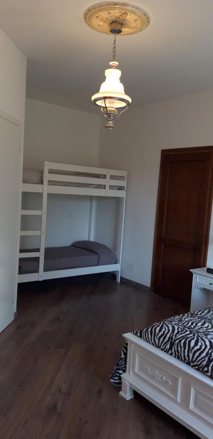 Borzano B&B Des Artistes المظهر الخارجي الصورة